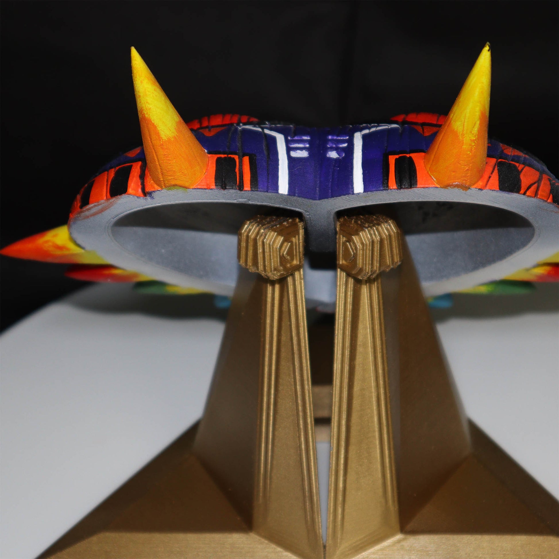 Majora’s Mask wood grain back view with Stand